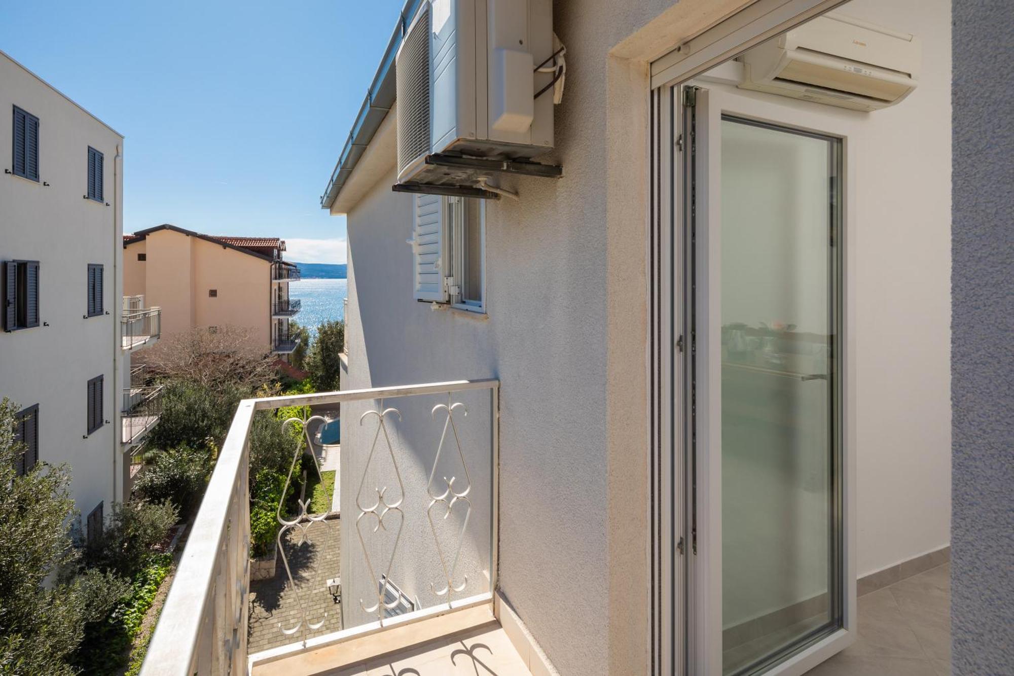 Sunshine Suites Omiš Εξωτερικό φωτογραφία