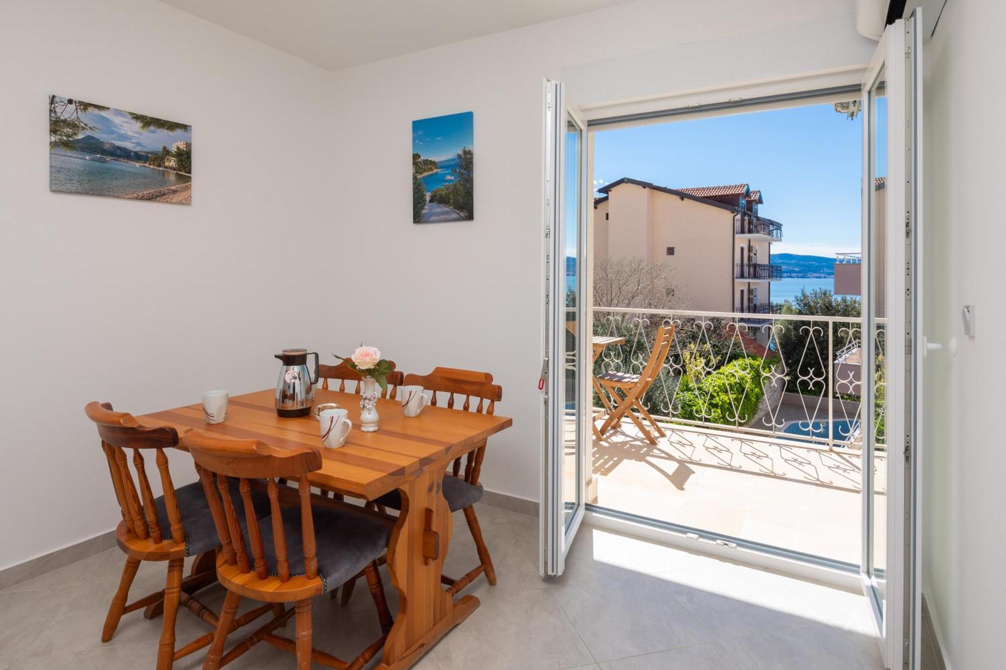 Sunshine Suites Omiš Εξωτερικό φωτογραφία