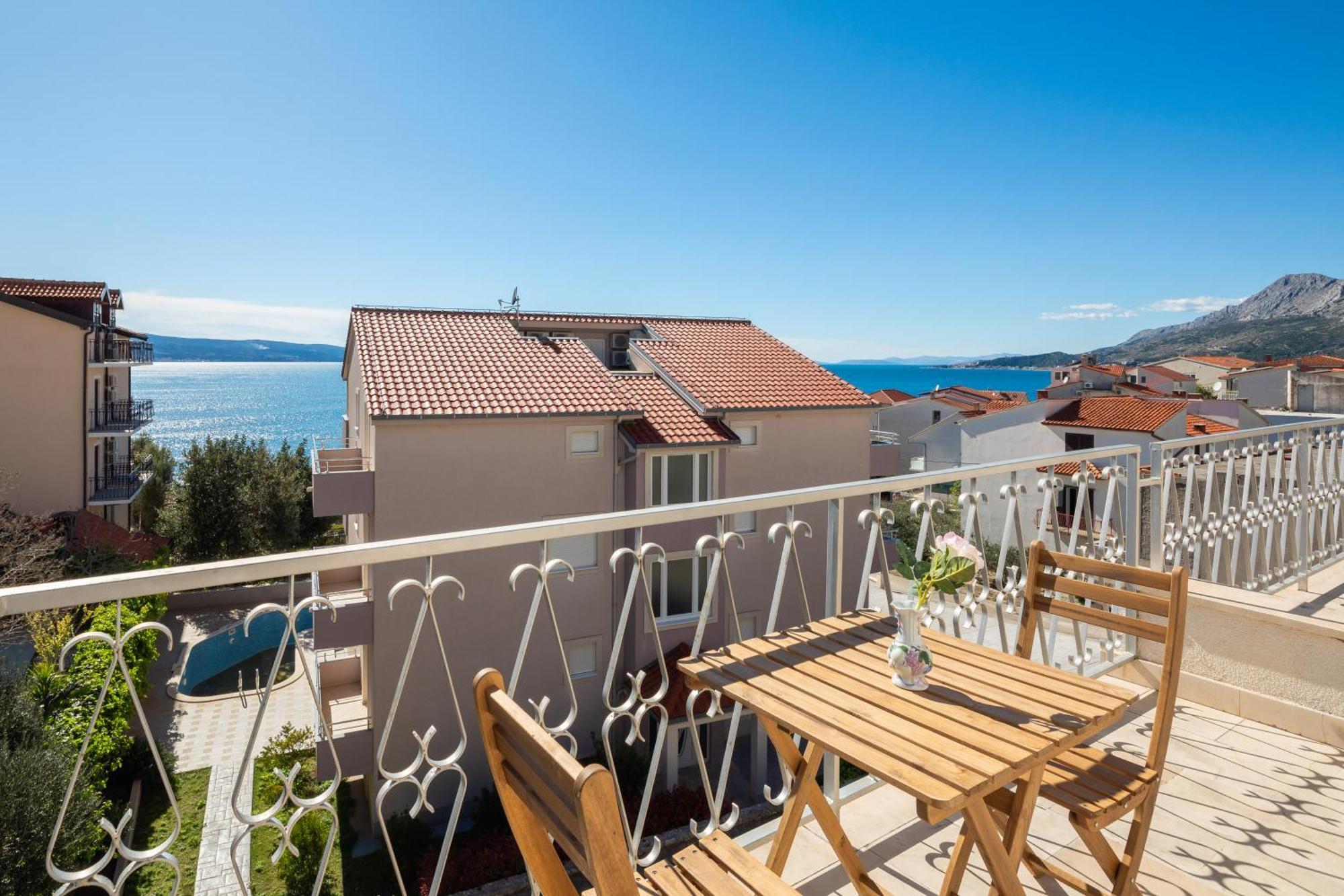 Sunshine Suites Omiš Εξωτερικό φωτογραφία