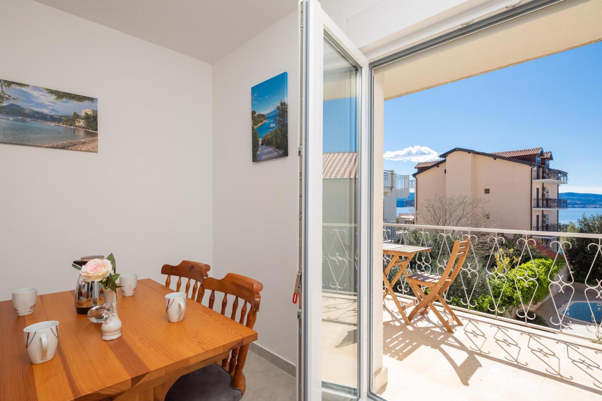 Sunshine Suites Omiš Εξωτερικό φωτογραφία