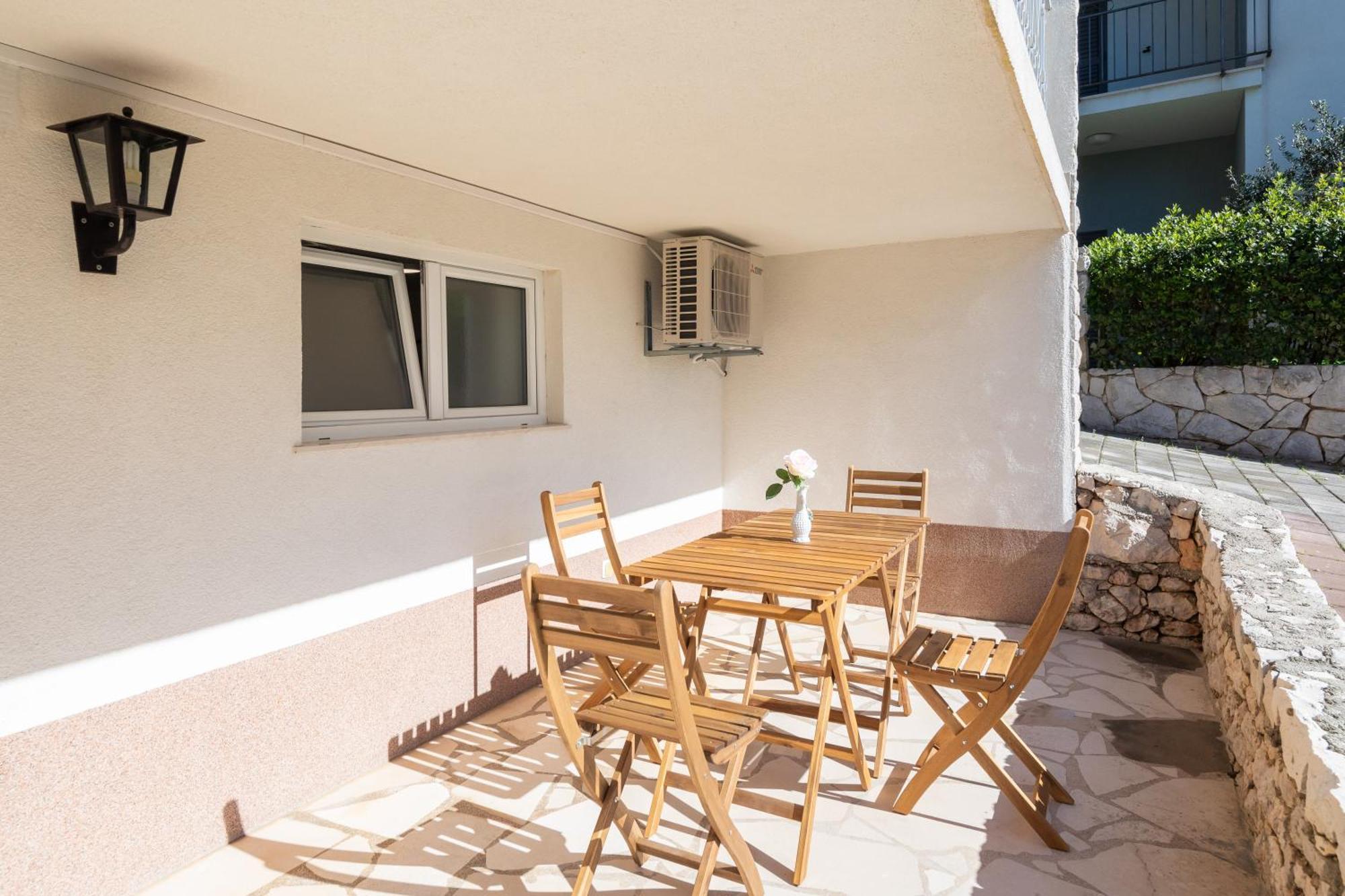 Sunshine Suites Omiš Εξωτερικό φωτογραφία