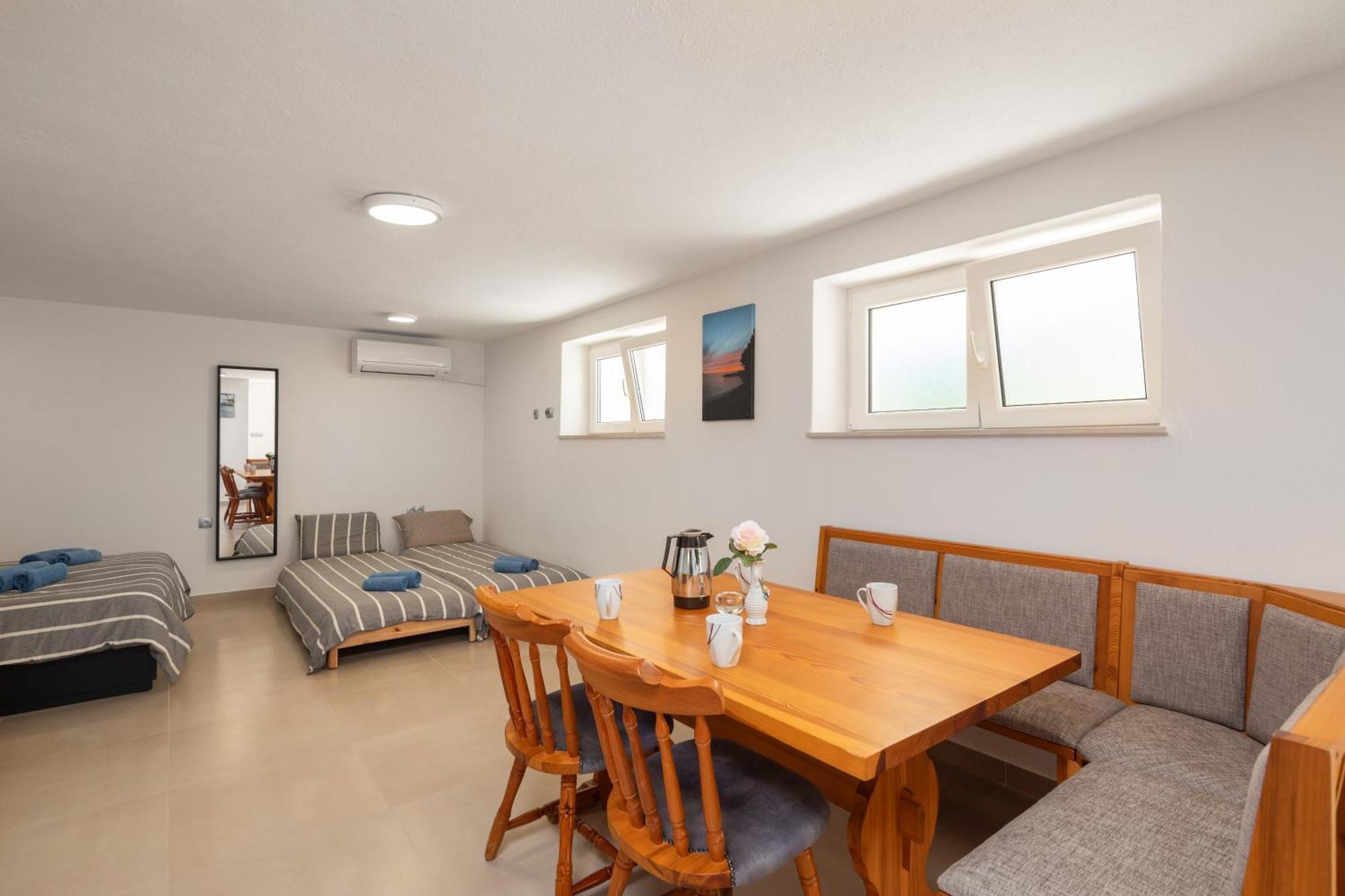 Sunshine Suites Omiš Εξωτερικό φωτογραφία