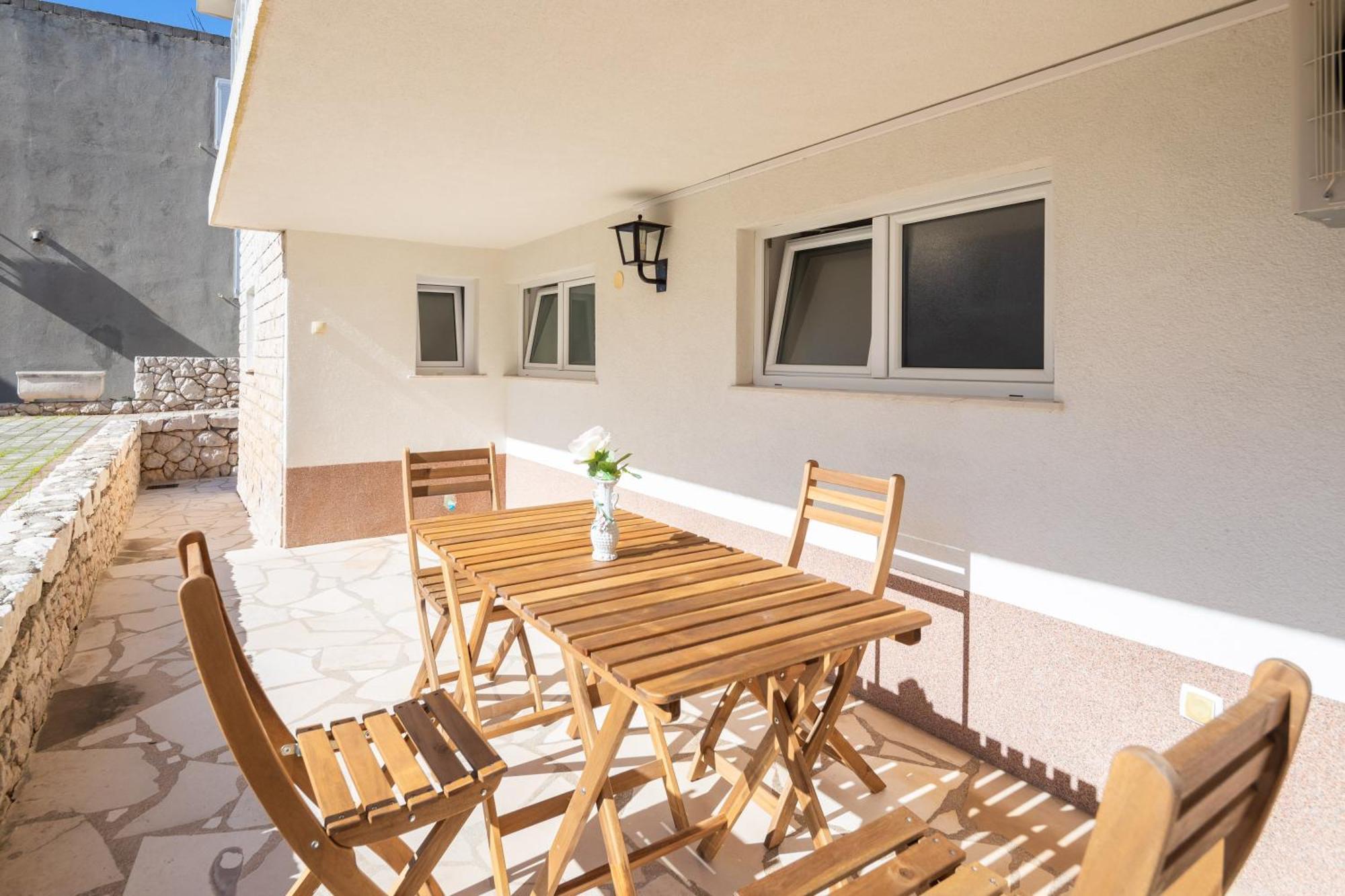 Sunshine Suites Omiš Εξωτερικό φωτογραφία