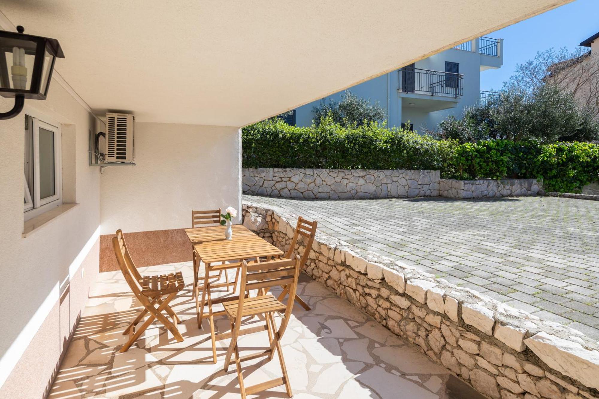 Sunshine Suites Omiš Εξωτερικό φωτογραφία