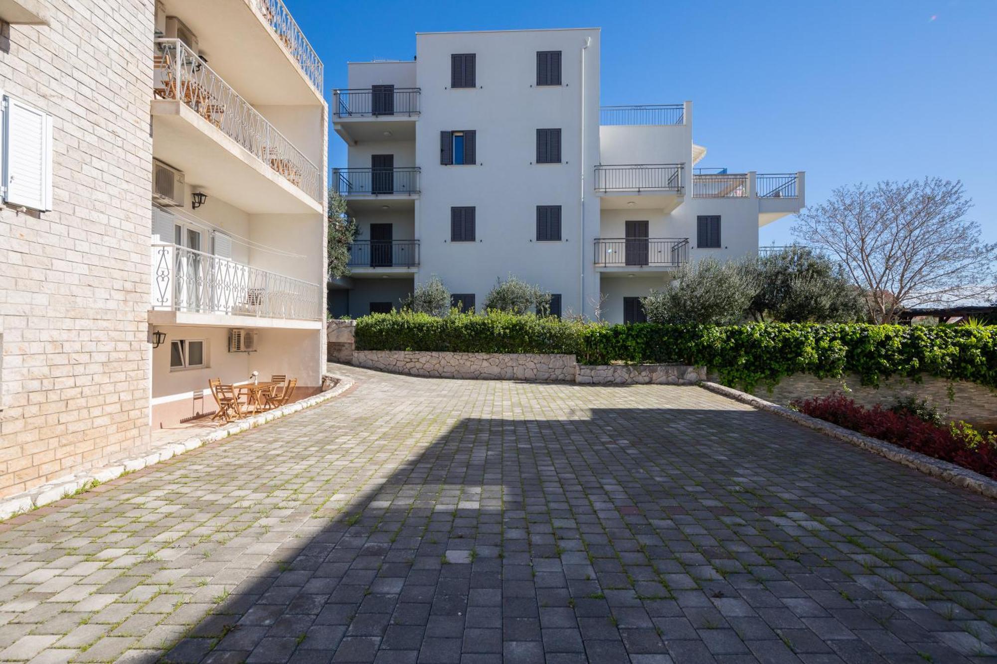 Sunshine Suites Omiš Εξωτερικό φωτογραφία