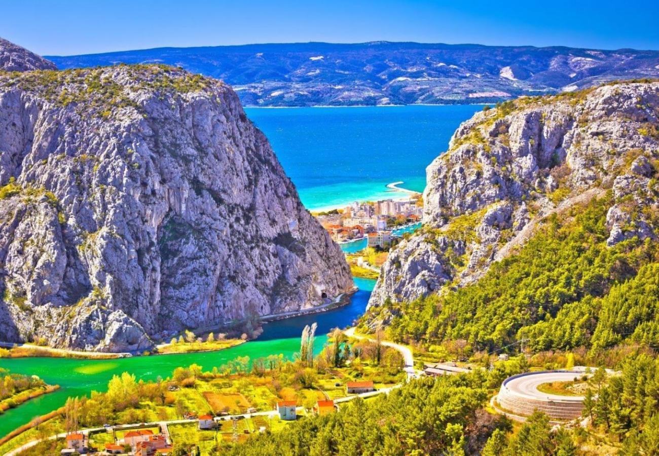 Sunshine Suites Omiš Εξωτερικό φωτογραφία
